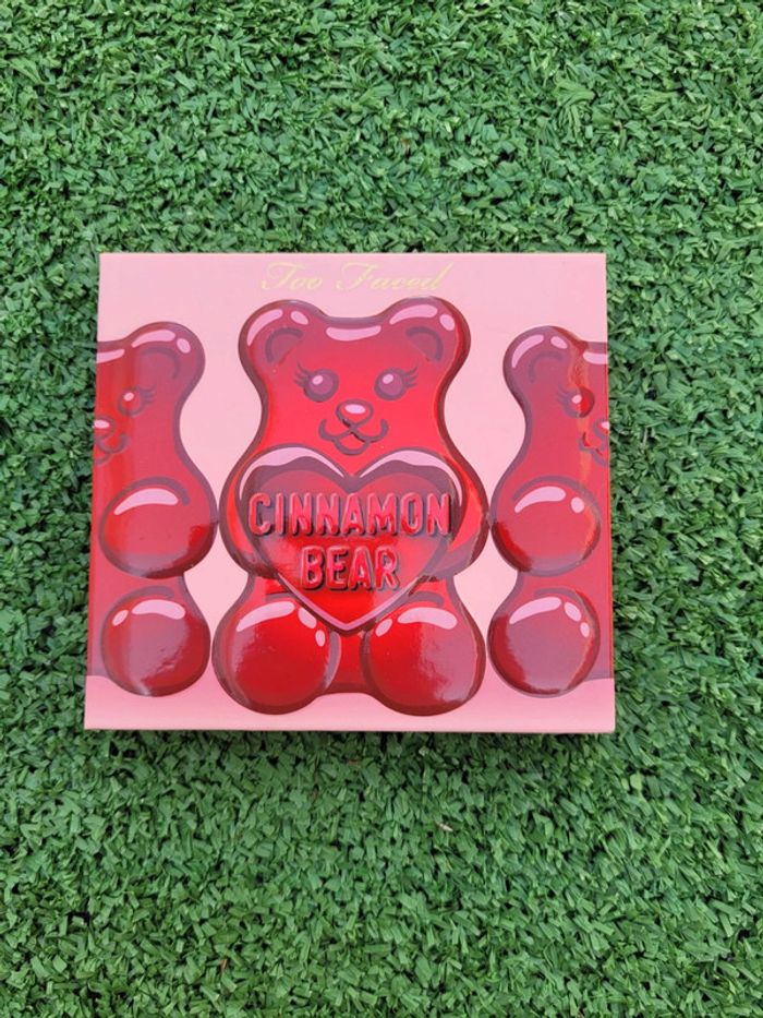 Palette Cinnamon Bear Too Faced