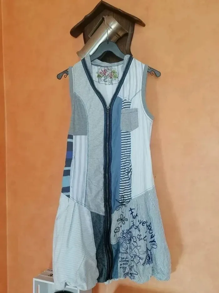 robe Désigual