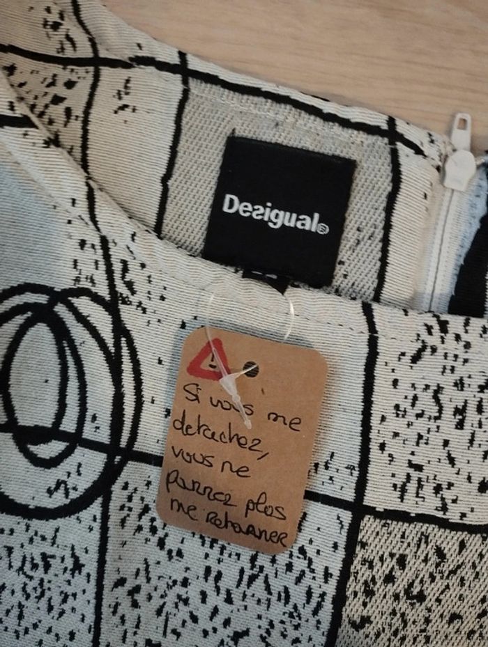 Robe épaisse taille 36 Desigual - photo numéro 10