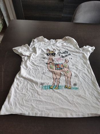 Tee shirt épaules dénudées