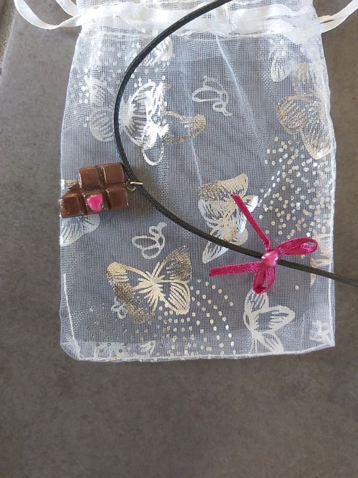 Collier chocolat - photo numéro 4