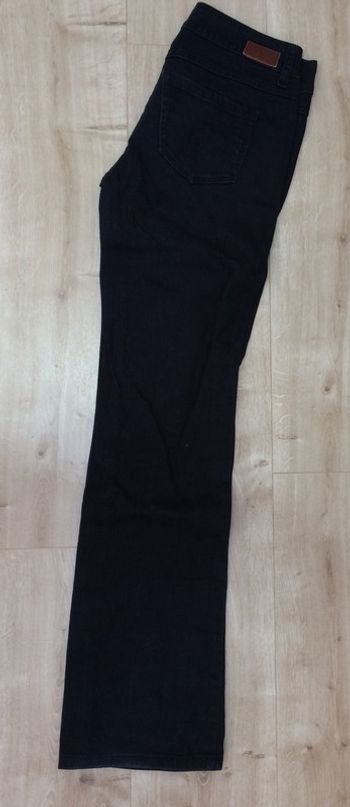 Jean noir esprit