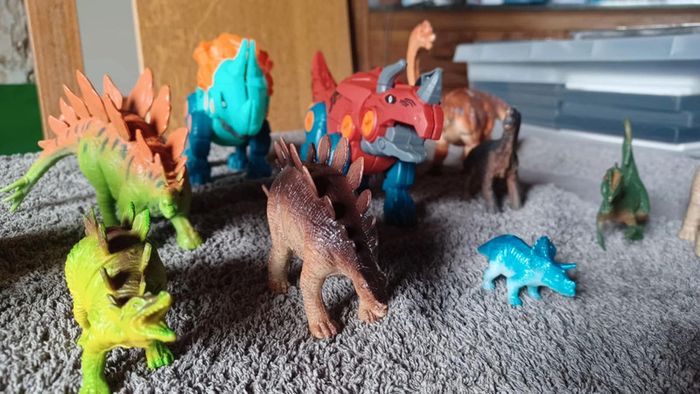 Lot de jouet dinosaure - photo numéro 4