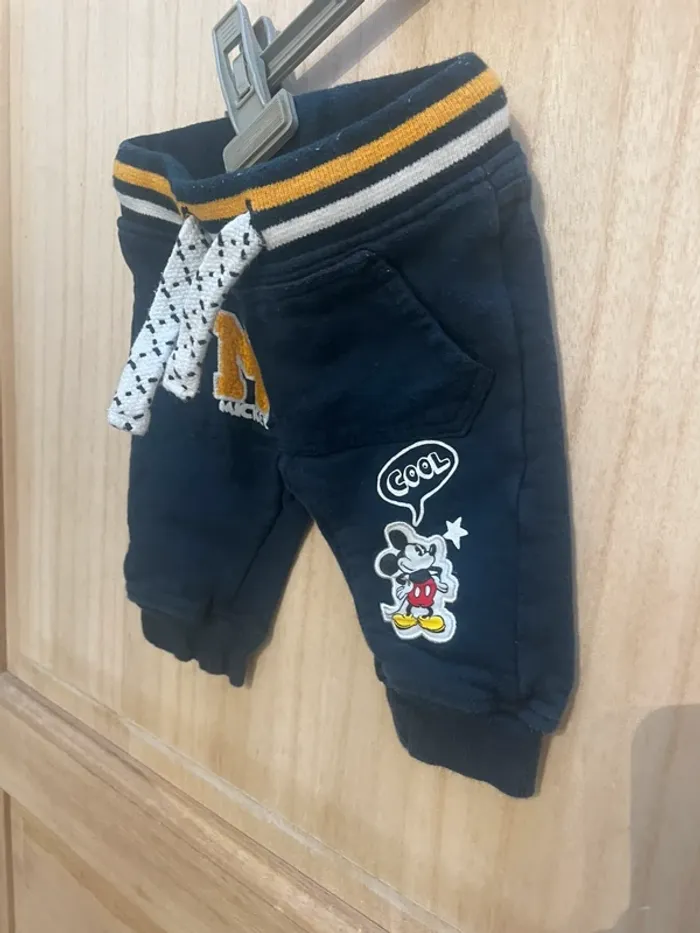 Pantalon de jogging bébé bleu marine Mickey – Taille 3 mois, -50 % par lot - photo numéro 8