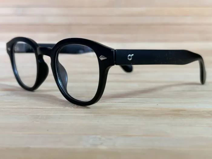 Paire de lunettes de soleil P*6 - photo numéro 8