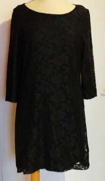 Robe dentelle EDC M