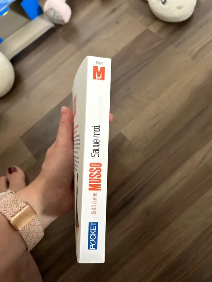Livre « sauve moi » - photo numéro 3