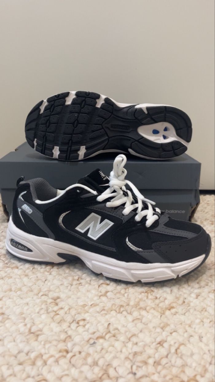New balance BLack neuve taille 39,5