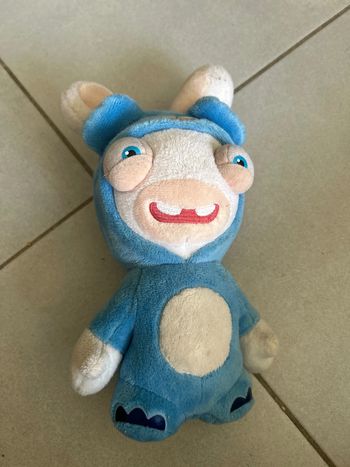 Peluche lapin cretin