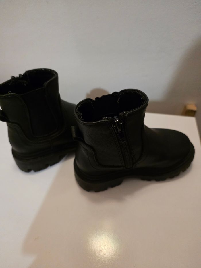 Bottines noir taille 23 - photo numéro 2