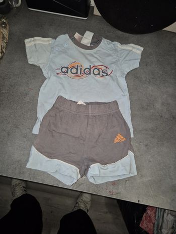 Ensemble adidas bébé