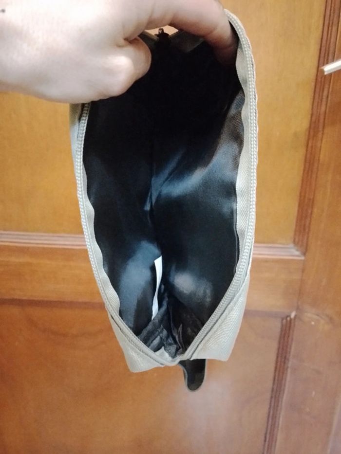 Trousse de toilette homme Vert kaki - photo numéro 5
