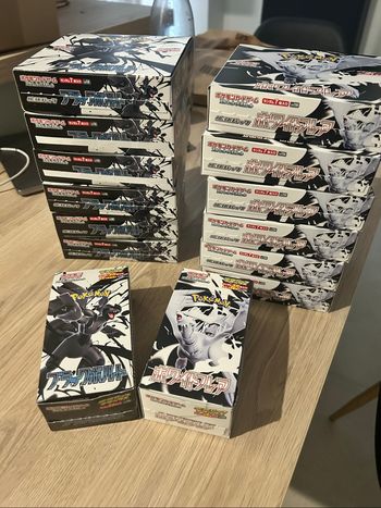Gros lot de cartes Pokémon japonaise SV11B et SV11W