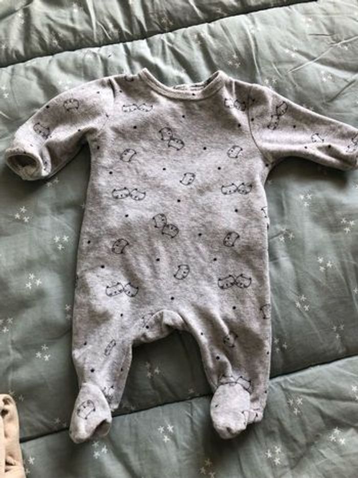 Pyjama 1 mois - photo numéro 4