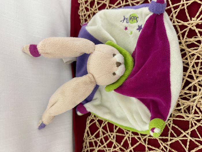 Mini Doudou Acidule plat Lapin Etoiles violet blanc fushia Col vert Baby Nat'