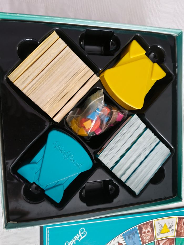 Jeu trivial pursuit édition famille - photo numéro 3