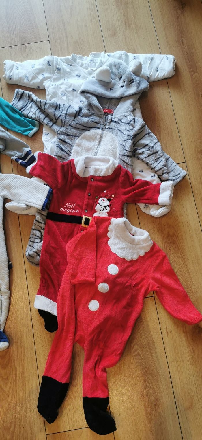 Lot vêtements hiver garçons 12 mois - photo numéro 5