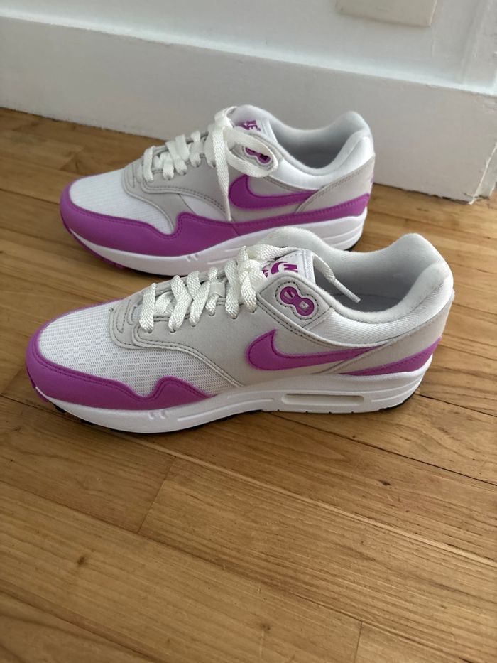Air Max neuves - photo numéro 2
