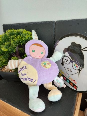 Lapin Bouille De Doudou et compagnie Haut Les Mains grelot violet jaune Lapin