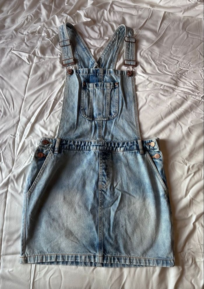 Robe en jean bleu clair effet salopette taille 36 comme neuve - photo numéro 2
