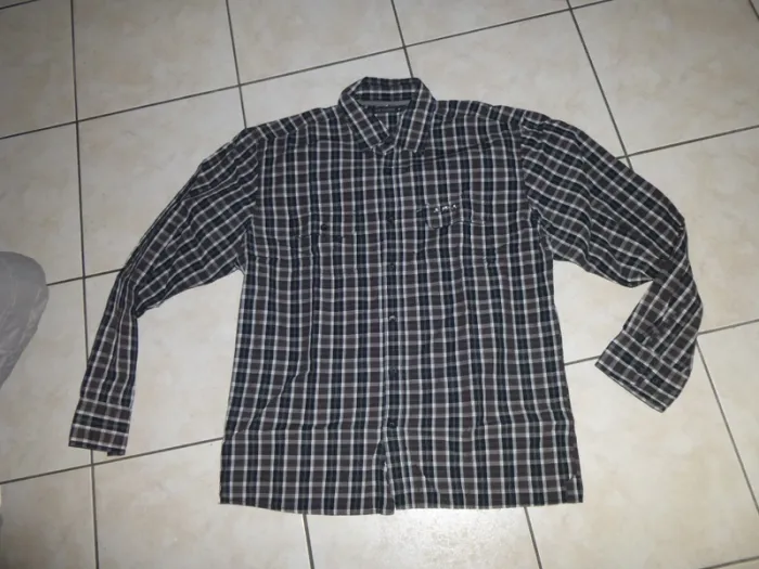 chemise manche longue marron noir Mise Au Green taille M - photo numéro 2