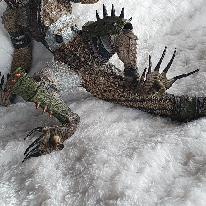 McFarlane Toys 6 Dragons Series 3 Komodo Clan 3 - photo numéro 5