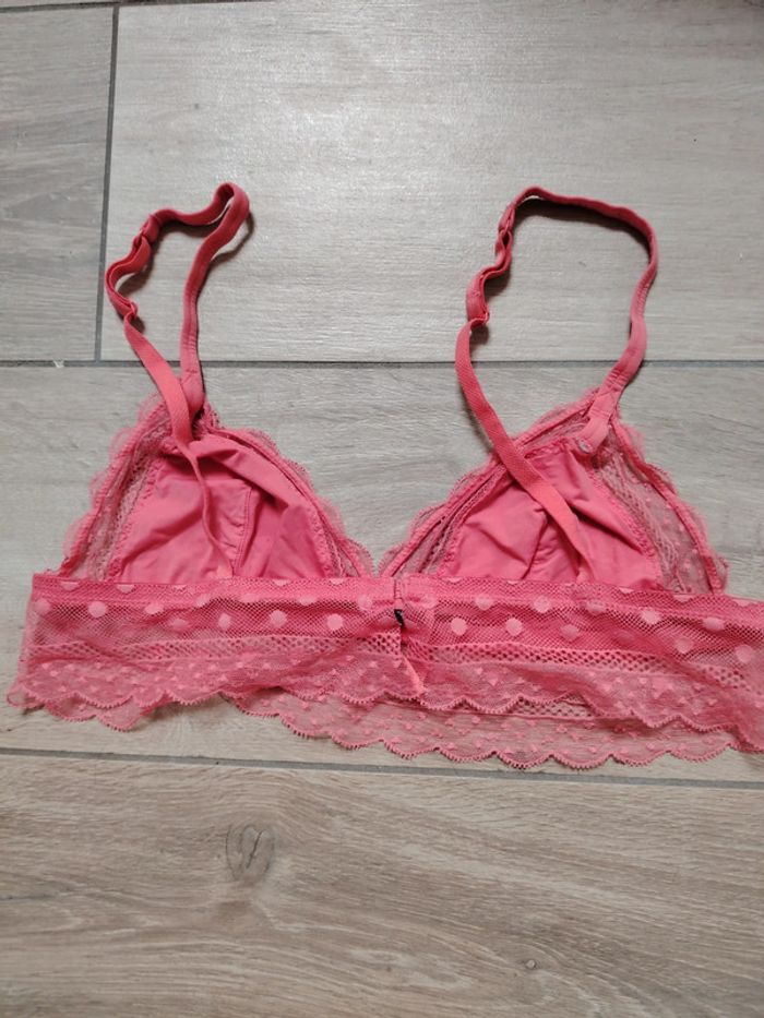 Soutien gorge dentelle - photo numéro 2