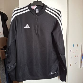 Sweat adidas