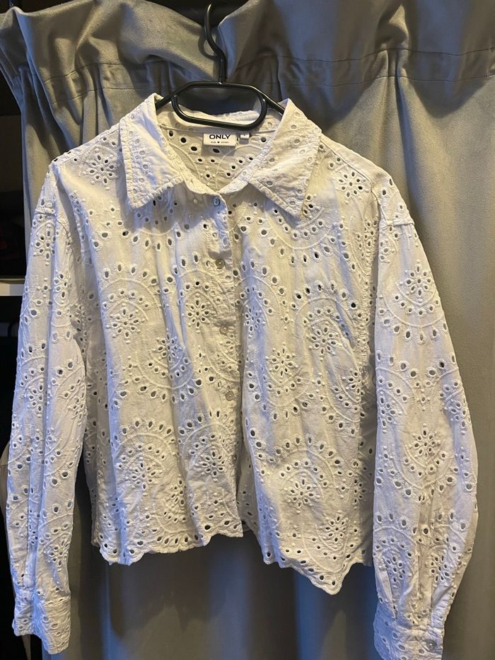 chemise blanche - photo numéro 2