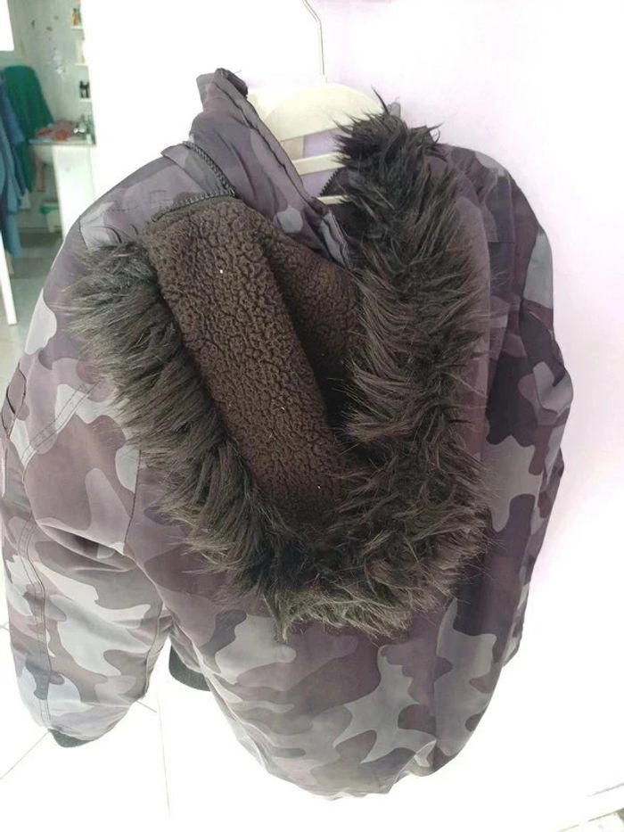 Joli Blouson motif militaire gris et noir - photo numéro 6