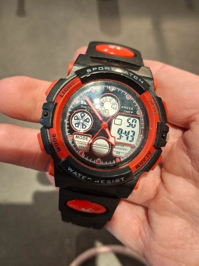 Montre - photo numéro 2