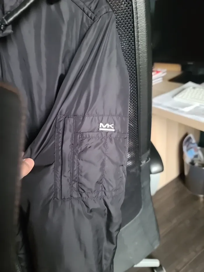 Blouson à capuche Michael Kors taille S - photo numéro 4