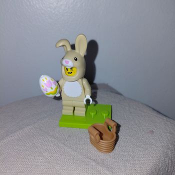 Lego minifigures - série 28 lapin de Pâques 10