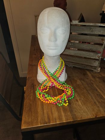 Colliers perles plastiques