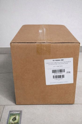 Pokémon Case Upc Sulfura de la Team Rocket