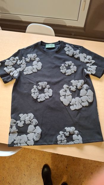 Tshirt fleuri pour homme