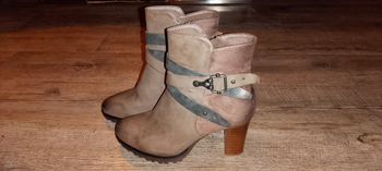 Bottines comme neuves taille 39