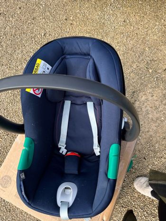 Cybex - photo numéro 2