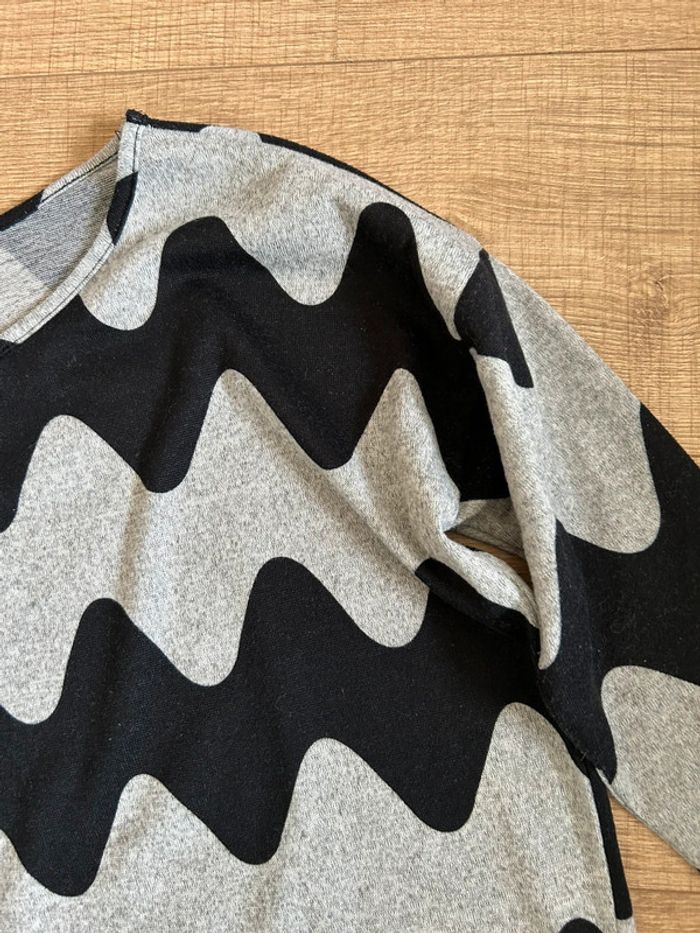 Pull léger gris et noir Only taille S excellent état - photo numéro 13