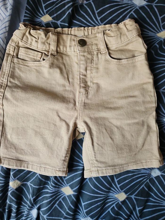Short beige 5 ans Kiabi
