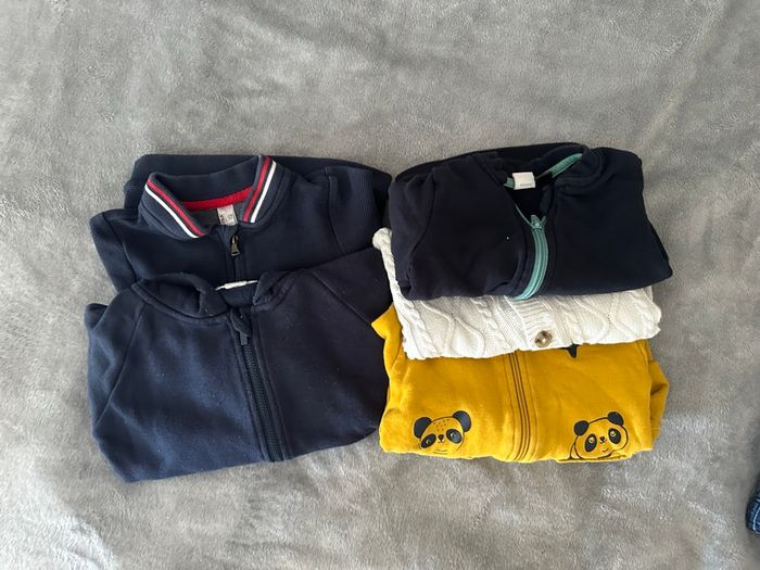 Lot vêtements garçon 24 mois - photo numéro 7