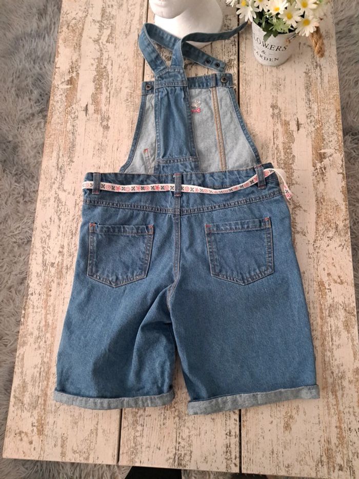 Short salopette jean brodé - photo numéro 6