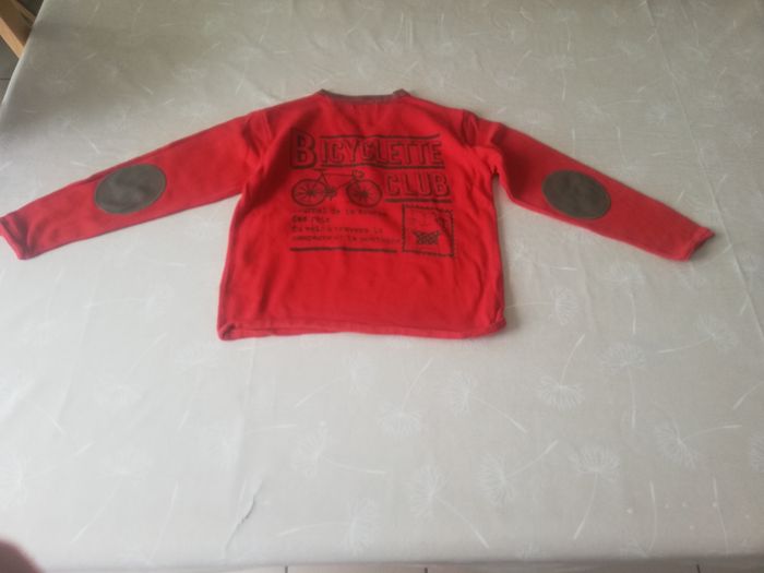 Pull rouge Col V Vertbaudet 5 ans - photo numéro 3