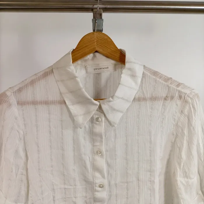 Chemise courte Promod blanche à rayures texturées effet satiné manches courtes A1381 - photo numéro 2