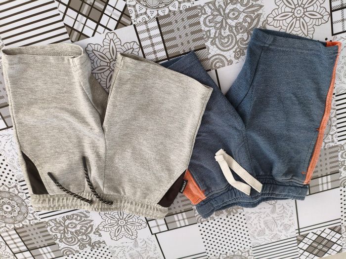 Lot vêtements garçon 4 ans - photo numéro 3