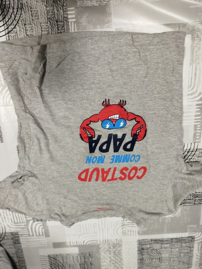 T-shirt