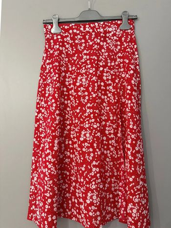 Petite jupe rouge taille S Shein