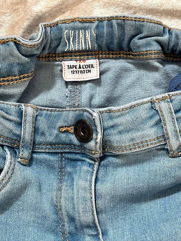 👖 Jeans enfant - Look stylé et confort garanti ! 🌟 - photo numéro 3