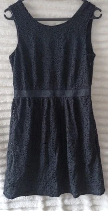 Robe noir dentelle