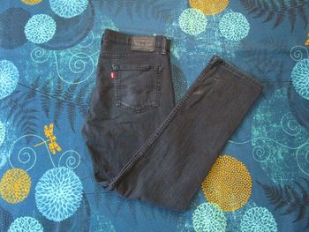 Jean homme Levi’s 511 coupe slim taper fit Taille 44 W34 L30 noir (J352)